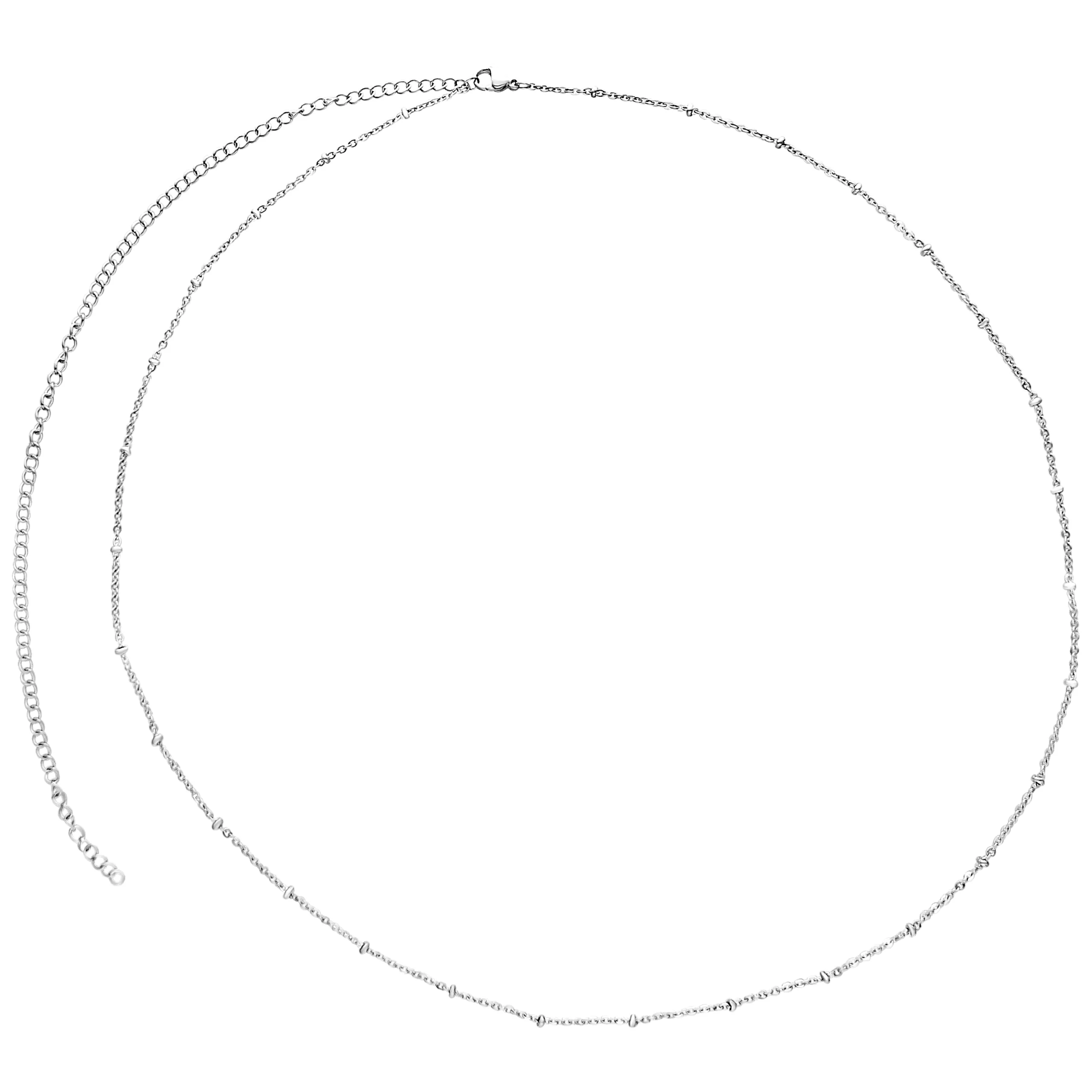 Hopeinen Doublerow vatsaketju valkoisella taustalla