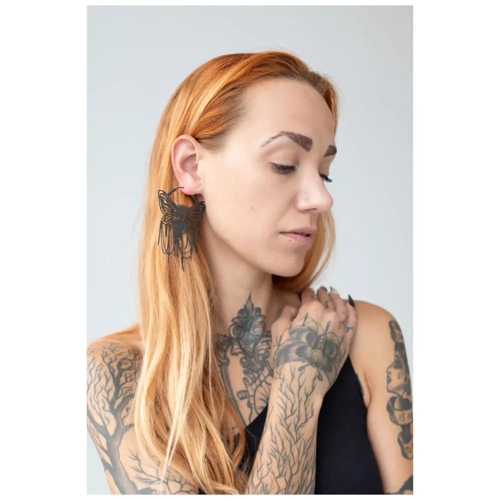Moth Chain Hoops