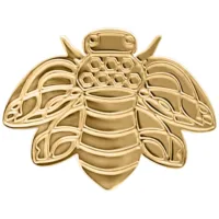 Kultaiset mehiläiskorvakorut kirurginteräksestä Kultaiset mehiläiskorvakorut kiillotetusta kirurginteräksestä valkoisella taustalla