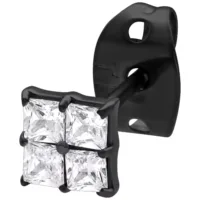 Mustat neliönmuotoiset kristallikorvakorut Mustat neliönmuotoiset korvakorut kirkkailla kristalleilla valkoisella taustalla