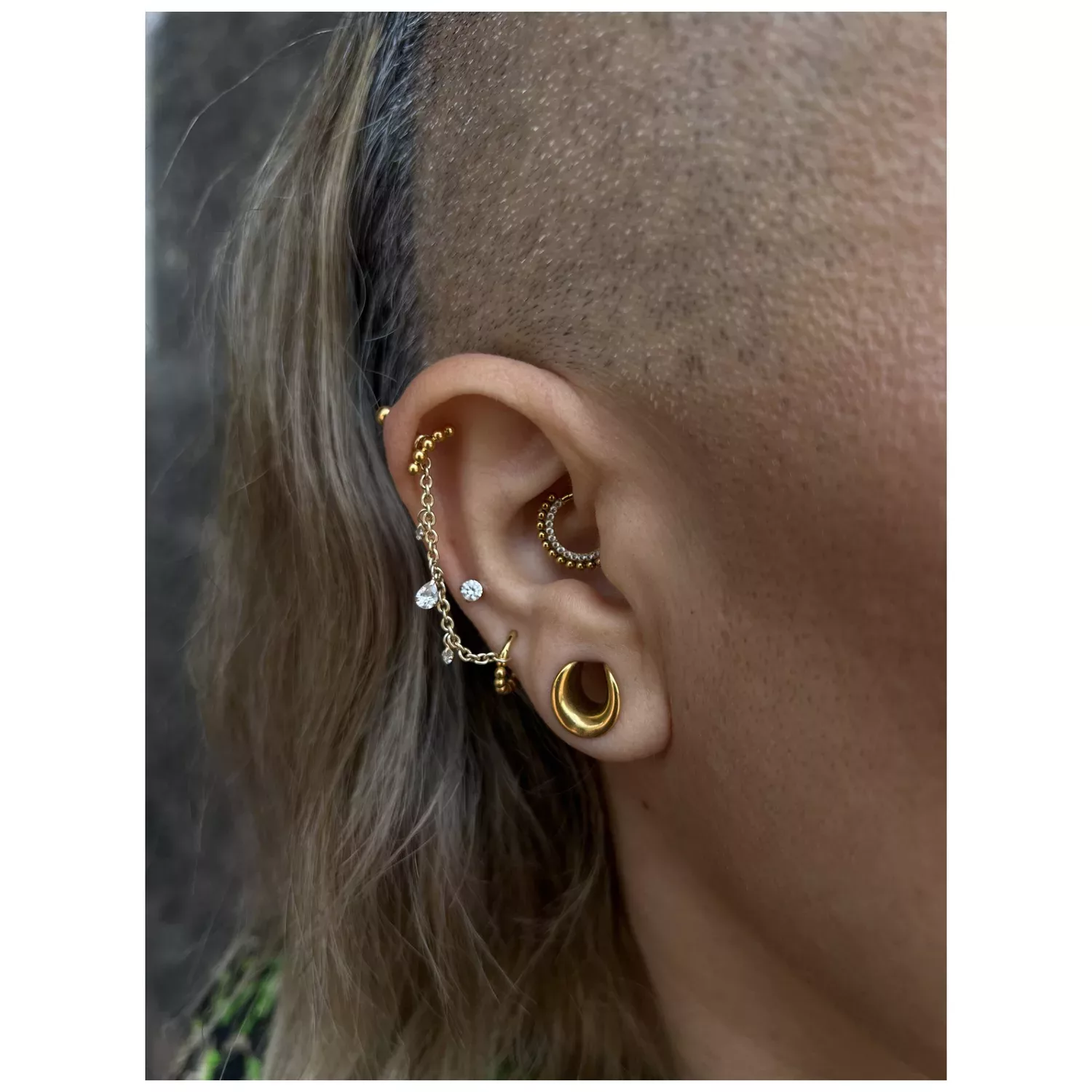 Crystal Dangling Teardrops Piercing Connection Chain Crystal Dangling Teardrops Piercing Connection Chain