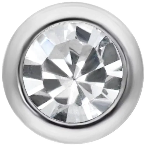 Silberner Nasenstecker mit kristallklarem Stein auf weißem Hintergrund