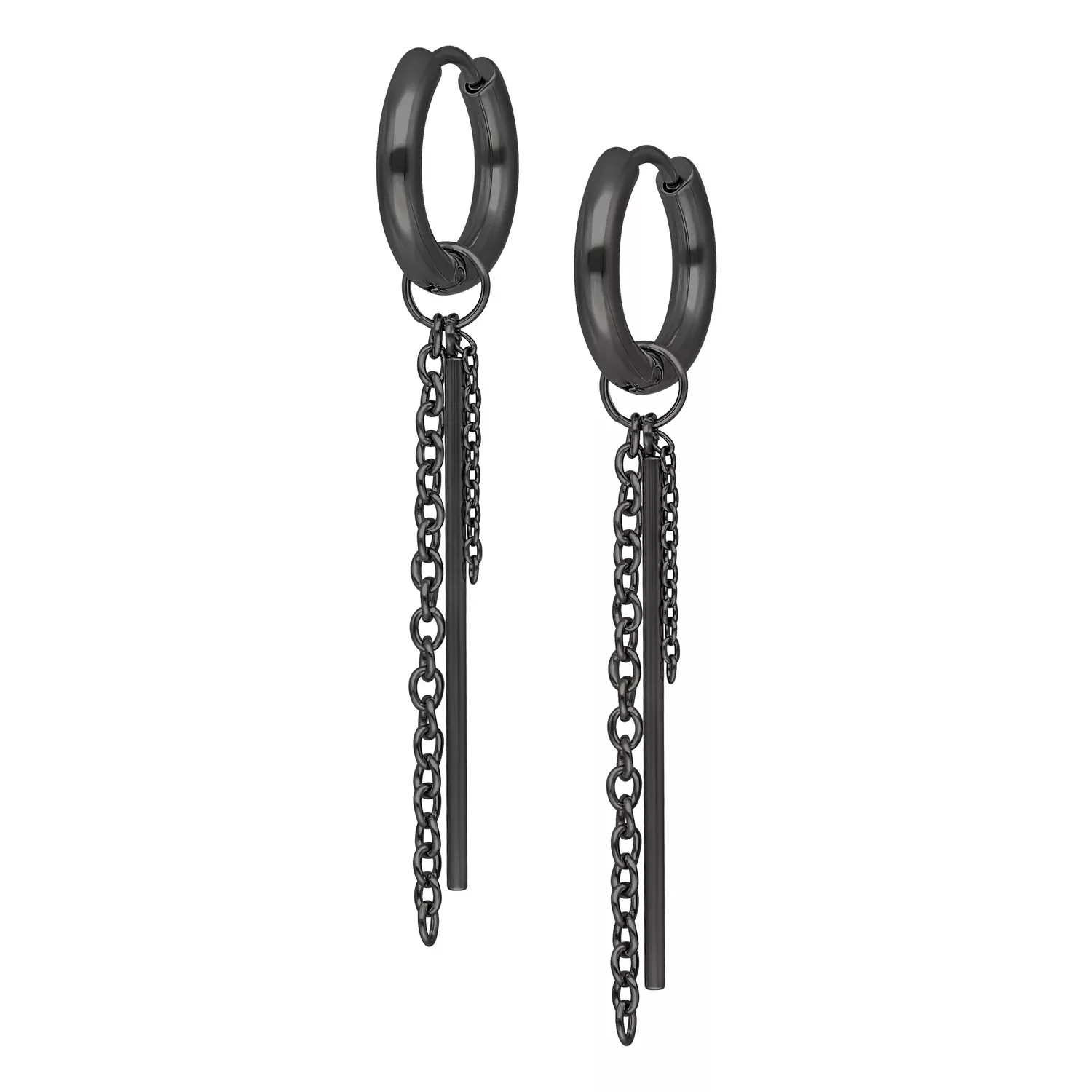 Mustat korvakorut ketjuyksityiskohdilla valkoisella taustalla
