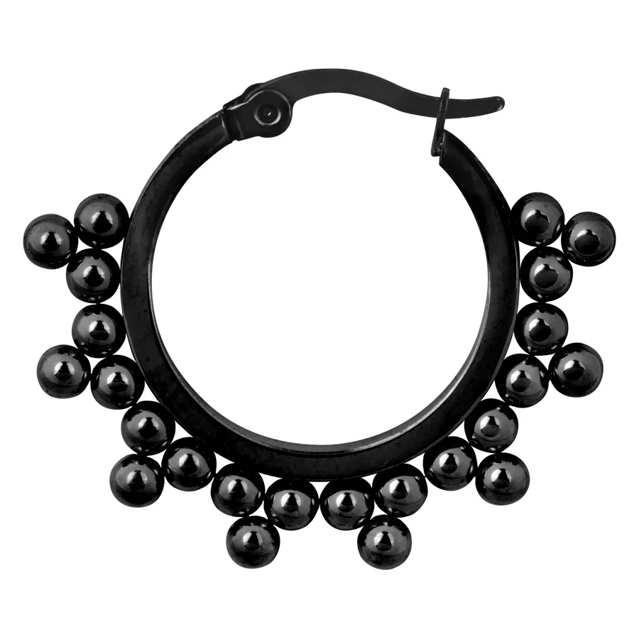 Schwarze Ornament-Ohrringe aus Stahl Schwarze Ohrringe aus Chirurgenstahl mit Kugel-Ornamenten auf weißem Hintergrund