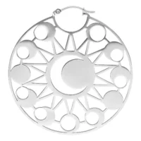 Hopeiset Moon Eclipse -renkaat, kiiltäväpintaiset, valkoisella taustalla