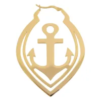 Kultaiset Anchor Hoops -korvakorut ankkurimuotoilulla valkoisella taustalla