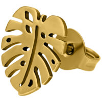 Goldene Monstera Ohrstecker aus Titan auf weißem Hintergrund