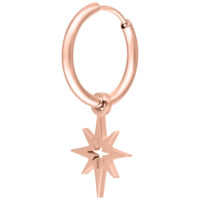 Roségoldene Creole mit Sternanhänger, hochglanzpoliert auf weißem Hintergrund