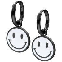 Schwarze Smiley-Ohrringe aus Chirurgenstahl Schwarze Ohrringe mit weißem Smiley-Anhänger auf weißem Hintergrund