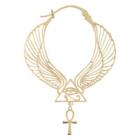 Goldene Cleopatra Hoops Ohrringe mit Flügelmotiv und Ankh-Anhänger auf weißem Hintergrund