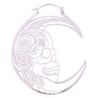 Hopeanvärinen kallo- ja kuumuotoinen korvakoru kirurginteräksestä valkoisella taustalla