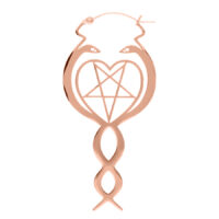 Ruusukultaiset Nagini Hoops korvakorut kirurginteräksestä valkoisella taustalla