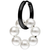 Schwarze Metall-Perlenohrringe mit weißem Kreis Ohrringe aus schwarzem Metall mit weißen Perlen in Kreisform, auf weißem Hintergrund