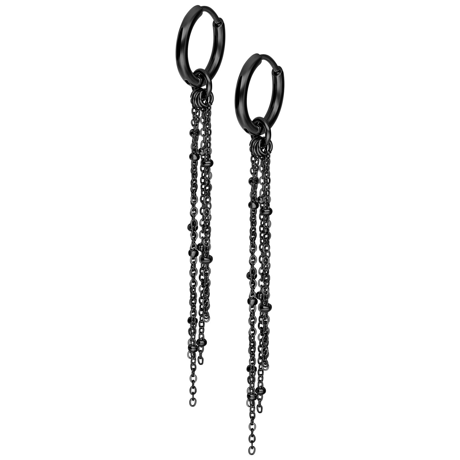 Hochglanzpolierte schwarze Creolen mit hängenden Ketten auf weißem Hintergrund
