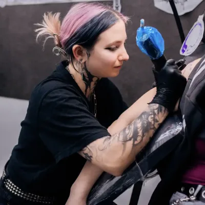 Tilaa tatuointikone verkkokaupasta