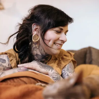 Tilaa ear saddles lävistyskorut
