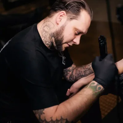 Tilaa laadukkaat tatuointikoneet