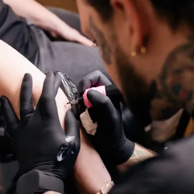 Tatuointikoneiden tukkukauppa netissä
