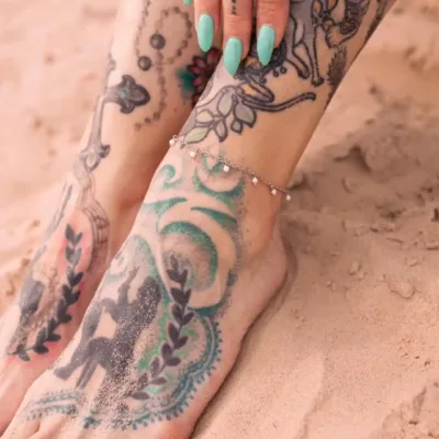 Tilaa tatuointivoiteet tatuointitukusta