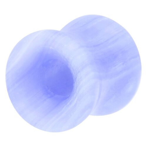 Sininen kivitunneli lävistys 8,0 mm valkoisella taustalla