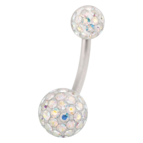 Titaaninen napakoru Aurora Boreale -kristalleilla valkoisella taustalla