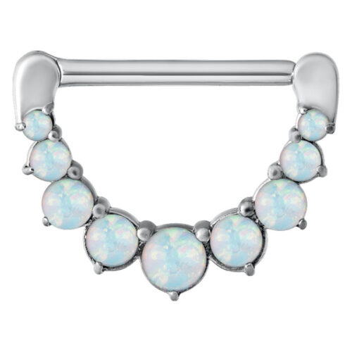 Silberfarbener Nipple Clicker mit sieben synthetischen Opalsteinen auf weißem Hintergrund