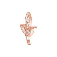 Ruusuinen Push Fit -lisäosa lehtimuodossa kristalleilla valkoisella taustalla