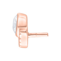 Ruusuinen Push Fit -lisäosa kimaltelevalla kivellä valkoisella taustalla