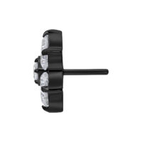 Musta titaaninen kukkaosa kirkkailla kristalleilla valkoisella taustalla