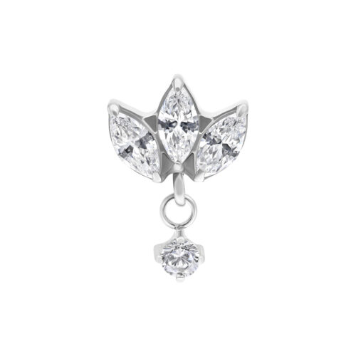 Hopeinen Soraya-lisäosa kirkkailla kristalleilla valkoisella taustalla