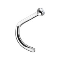 Hopeinen nenäkoru kristallilla Hopeinen nenäkoru titaanista kirkkaalla kristallilla valkoisella taustalla